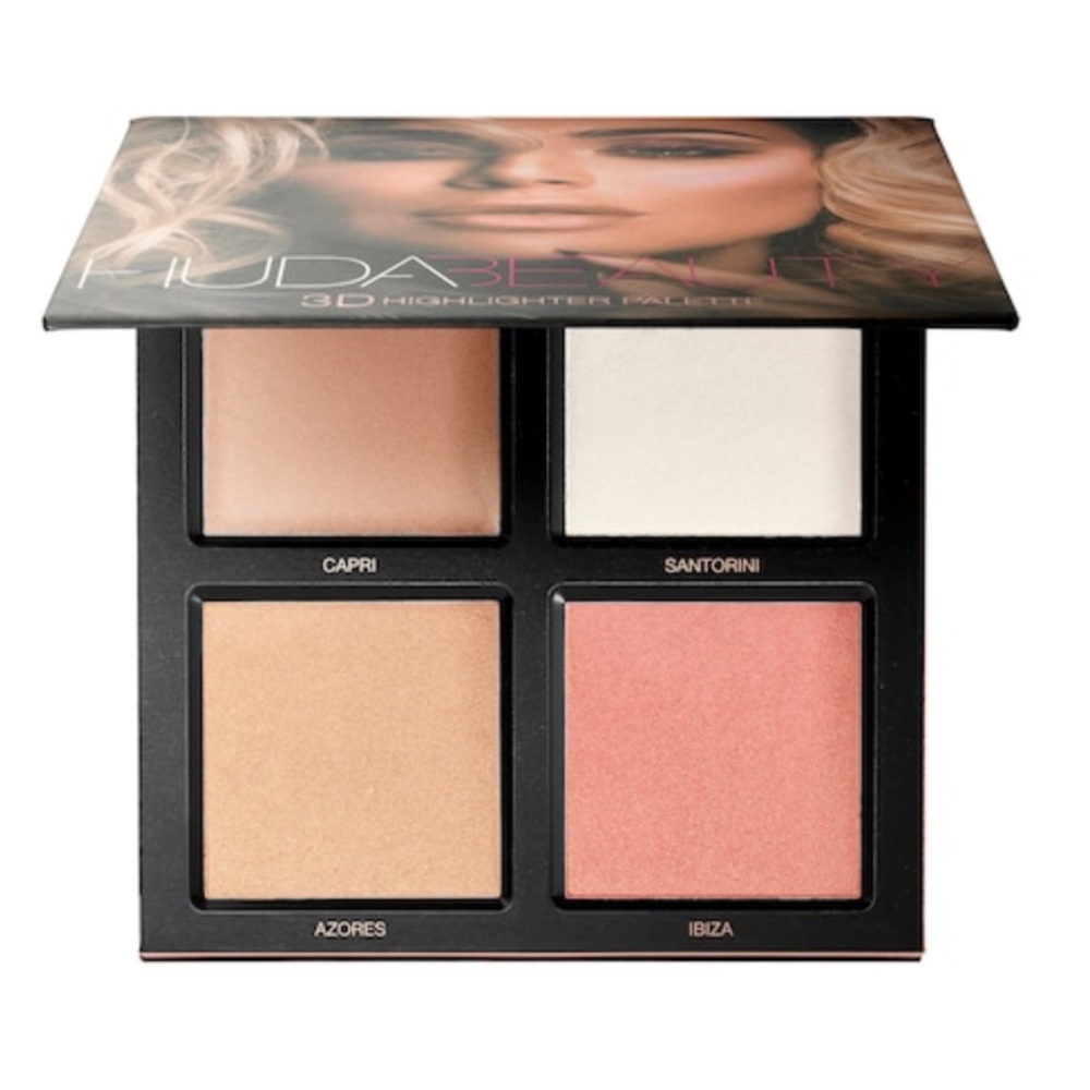 HUDA Beauty 3D Highlighter Palette in Pink Sands